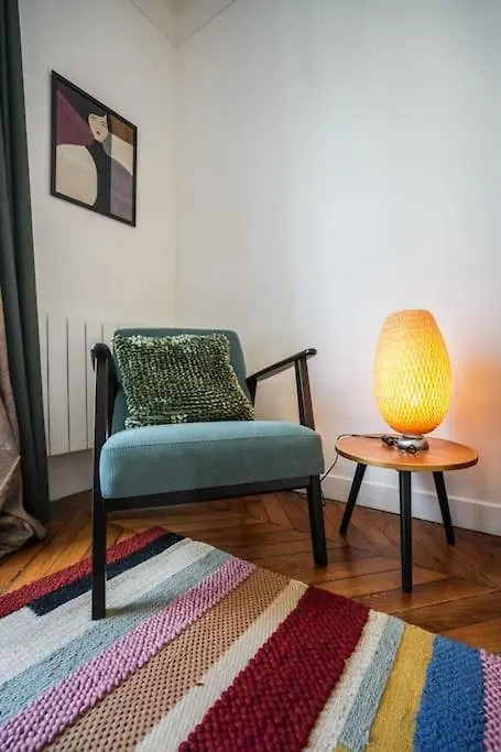 Tranquil Retreat In The 16th Arrondissement Paris