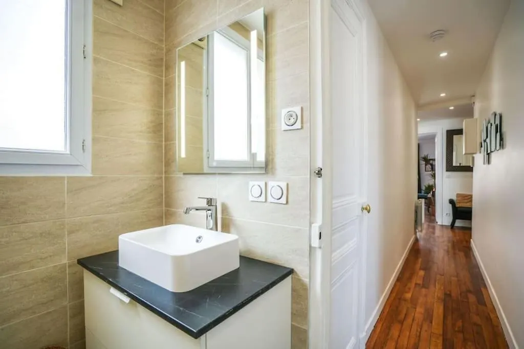 דירה Tranquil Retreat In The 16th Arrondissement *